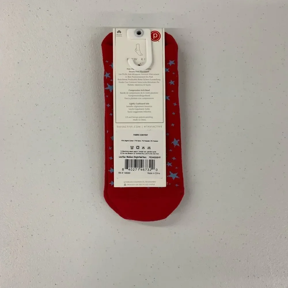 Pure Barre Grip Low Rise Socks Red/Blue Small and Medium - Picture 2 of 2